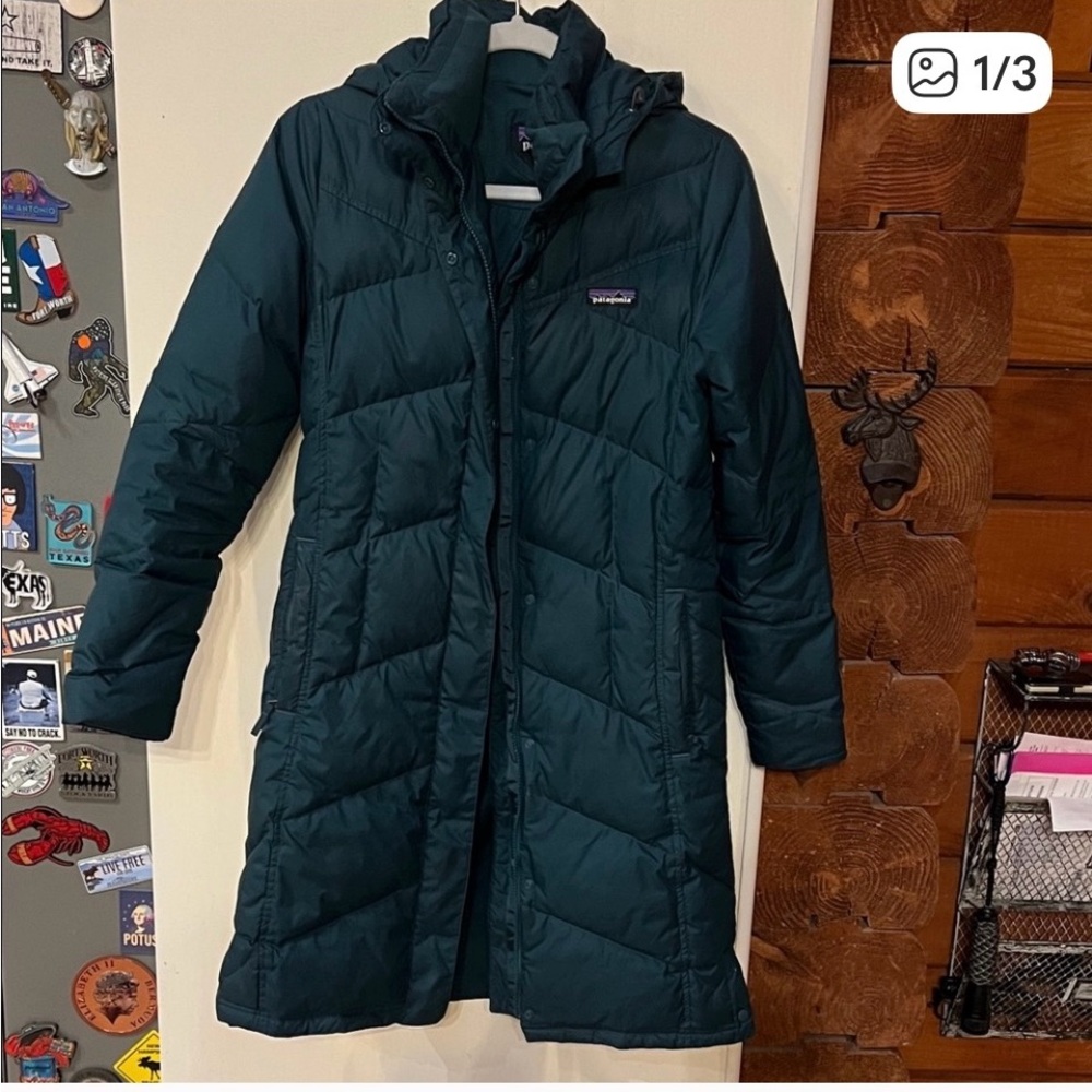 Patagonia Women's Forest Green Puffer Coat